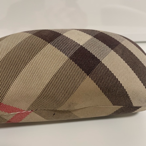 Authentic Burberry Sunglasses - Picture 12 of 12